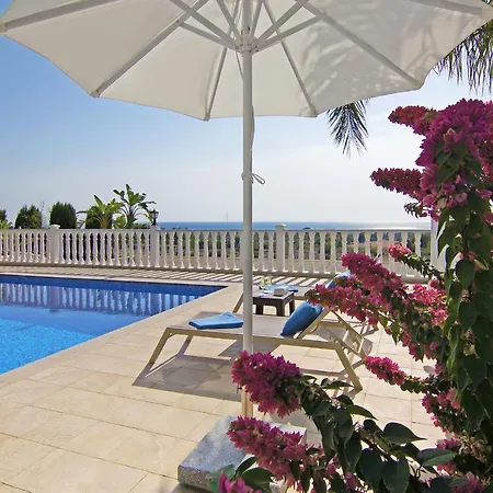 Villa Cleopatra Ayía Nápa